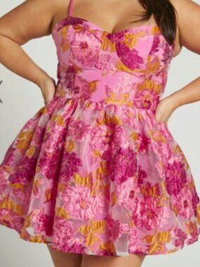 SHOWPO NWT Brailey Sweetheart Bustier Mini Pink Jacquard Dress size 12